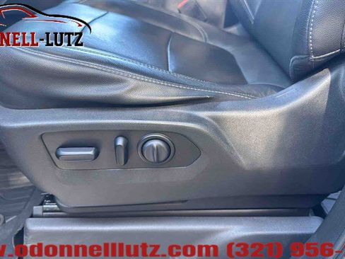 Used 2019 GMC Sierra 1500 SLT w/ SLT Premium Plus Package AWD/4WD image 15