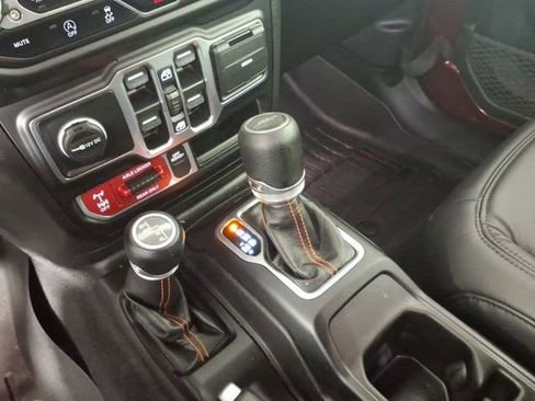 Used 2021 Jeep Gladiator Mojave w/ LED Lighting Group AWD/4WD image 24