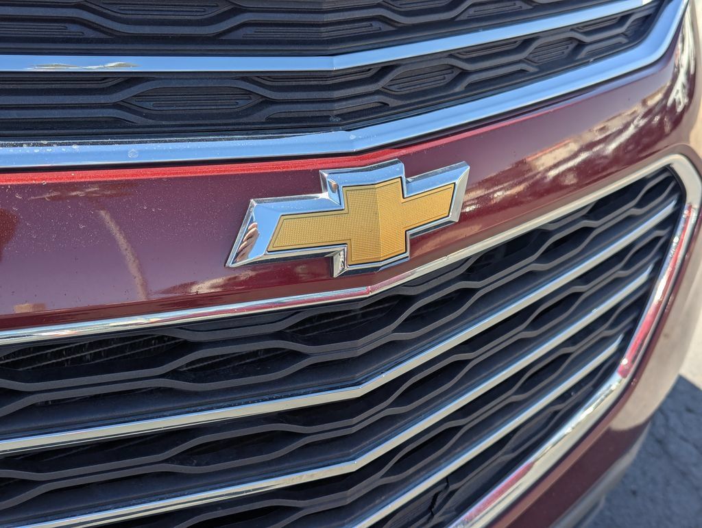 Used 2016 Chevrolet Equinox LTZ w/ Enhanced Convenience Package AWD/4WD image 11
