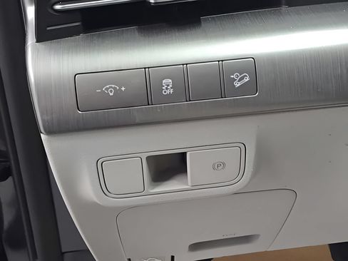 Used 2024 Hyundai Kona SEL AWD/4WD image 12
