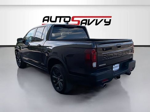 Used 2025 Honda Ridgeline Sport image 5