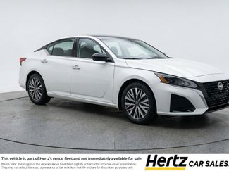 Used 2025 Nissan Altima 2.5 SV video 1