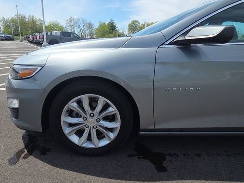 Used 2023 Chevrolet Malibu LT FWD image 13