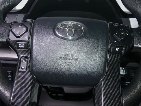 Used 2018 Toyota Tundra SR5 w/ TRD Off Road Package AWD/4WD image 30