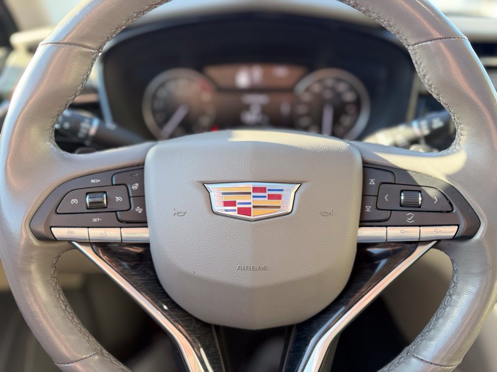Used 2024 Cadillac XT6 Premium Luxury AWD/4WD image 12