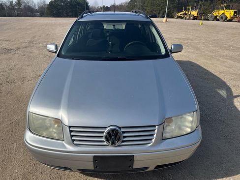 Used 2003 Volkswagen Jetta GLS image 3