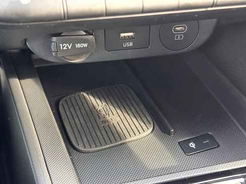 Certified 2025 Hyundai Elantra N image 50