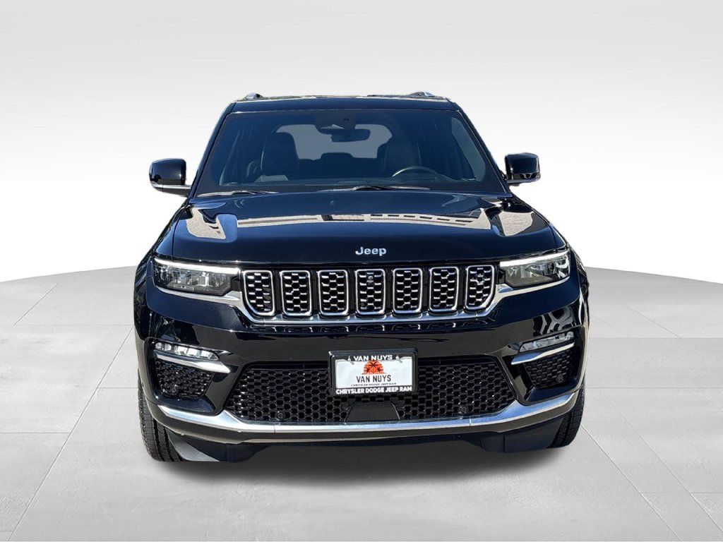 Certified 2023 Jeep Grand Cherokee Summit w/ Advanced Protech Group IV AWD/4WD image 7