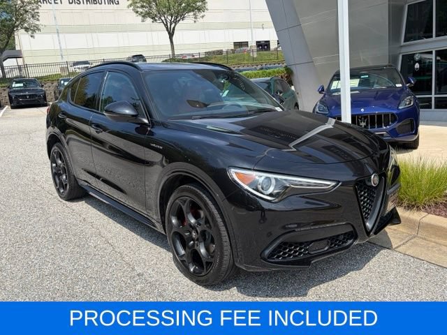 Used 2023 Alfa Romeo Stelvio Veloce AWD/4WD image 1