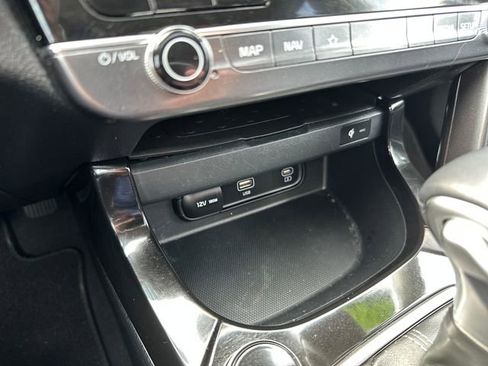 Used 2024 Kia Seltos EX AWD/4WD image 23