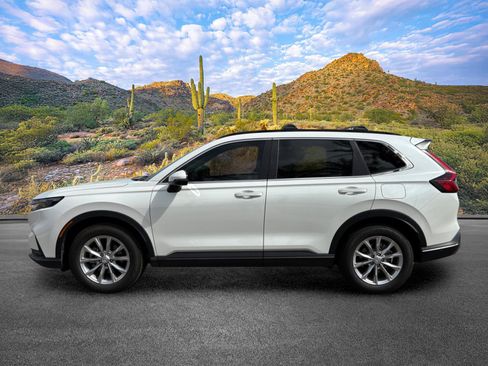 Used 2023 Honda CR-V EX image 7