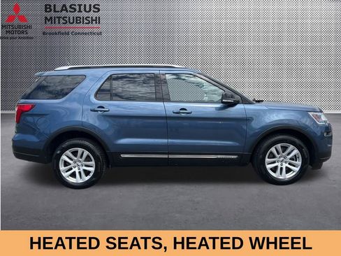 Used 2018 Ford Explorer XLT w/ Equipment Group 202A AWD/4WD image 4