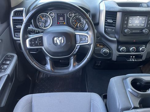 Used 2019 RAM 1500 Big Horn image 23