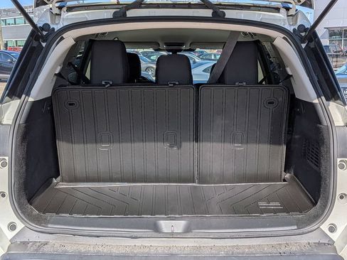 Used 2023 Nissan Pathfinder SV AWD/4WD image 26