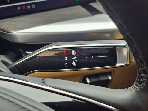 Certified 2025 Cadillac Escalade IQ Luxury 2 image 40