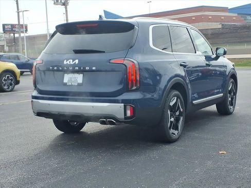 Used 2023 Kia Telluride EX w/ EX Captain's Chair Package image 29