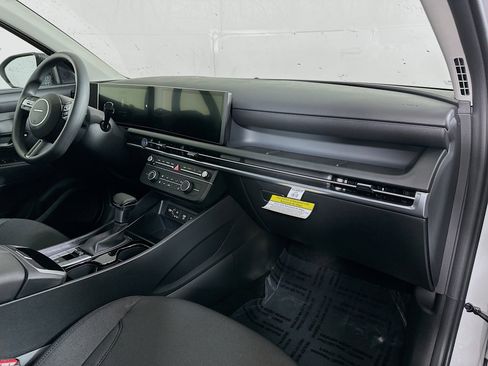 New 2025 Hyundai Tucson SE image 27
