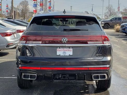 New 2026 Volkswagen Atlas Cross Sport SEL Premium R-Line AWD/4WD image 4