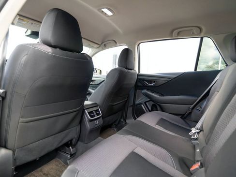 Used 2024 Subaru Outback Premium AWD/4WD image 13