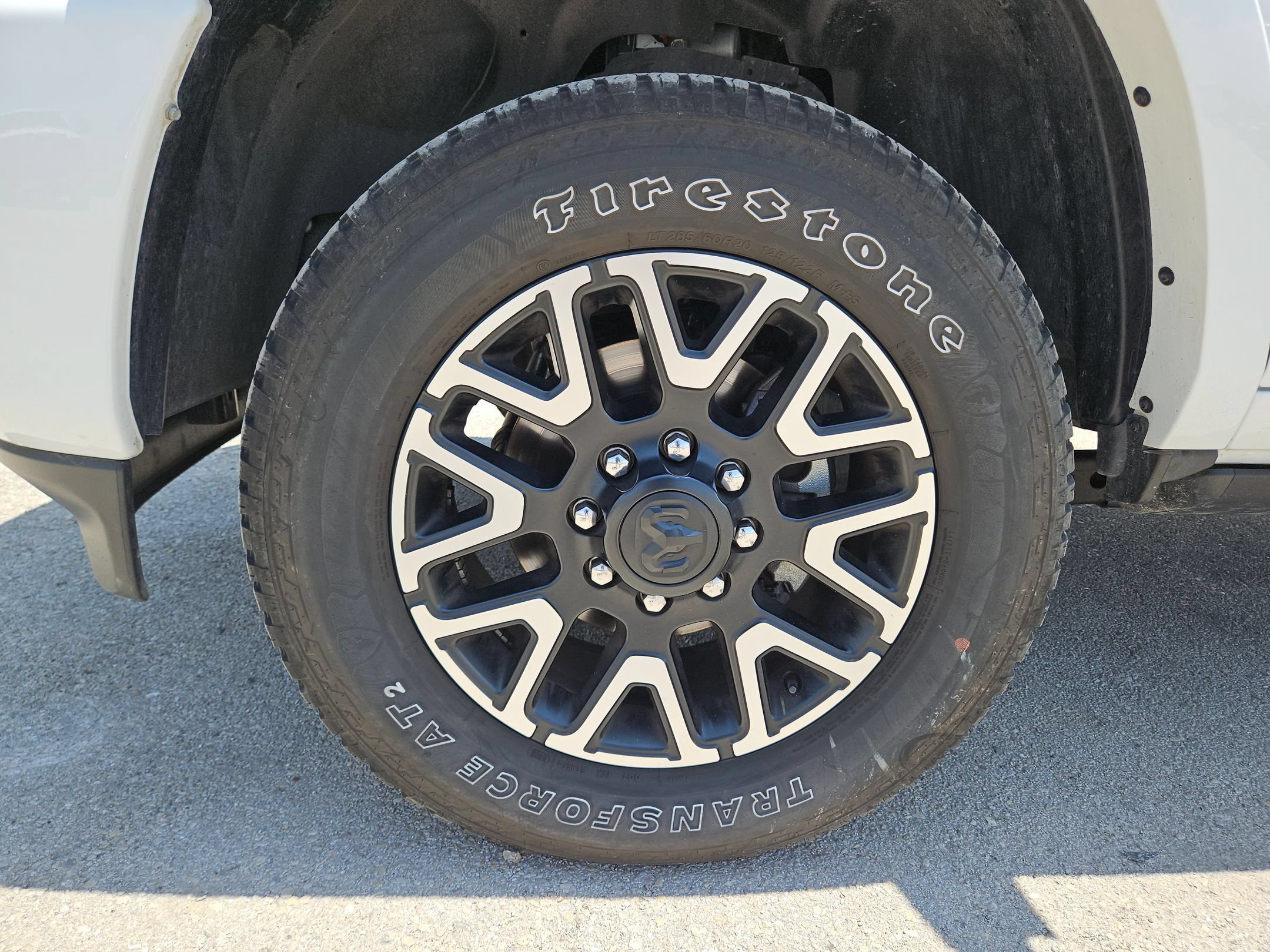 Used 2025 RAM 2500 Limited AWD/4WD image 31