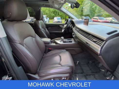 Used 2018 Audi Q7 3.0T Prestige AWD/4WD image 30
