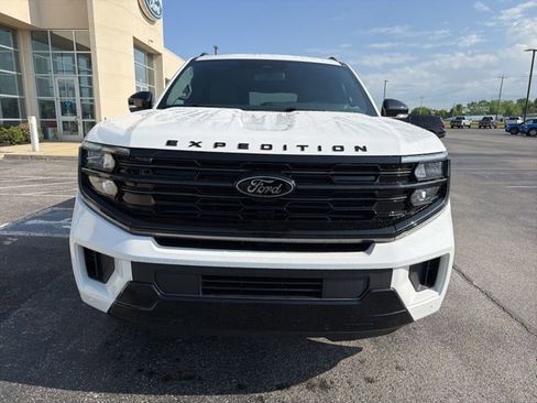 New 2026 Ford Expedition Max Platinum AWD/4WD image 2