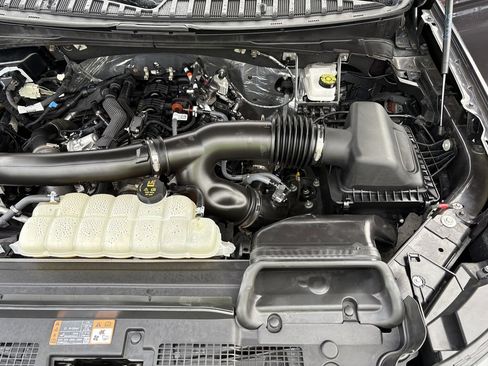 Certified 2025 Ford Expedition Active image 42