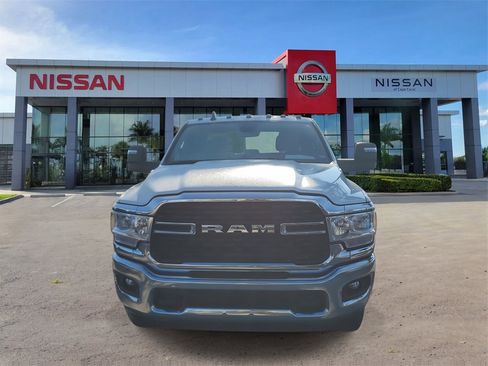 Used 2024 RAM 3500 Big Horn image 10