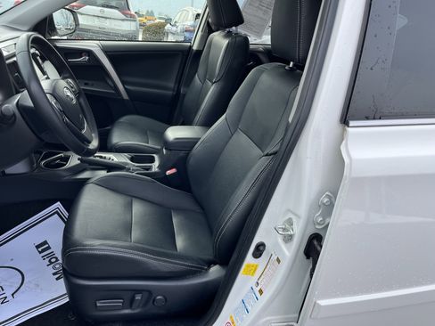 Used 2018 Toyota RAV4 XLE image 14