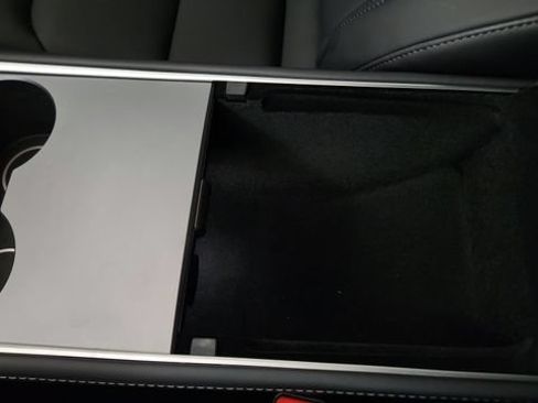 Used 2025 Tesla Model Y Long Range RWD image 87