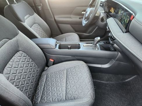 New 2026 Nissan Kicks SV image 10