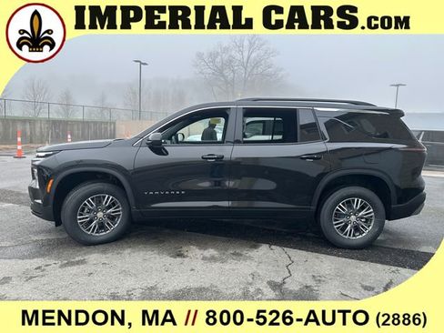 New 2026 Chevrolet Traverse LT w/ LPO, Floor Liner Package AWD/4WD image 5