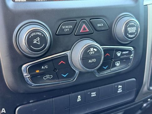 Used 2019 RAM 1500 Classic Warlock w/ Electronics Group AWD/4WD image 27
