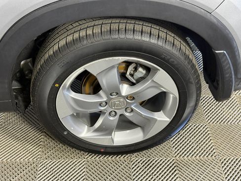 Used 2017 Honda HR-V LX image 6