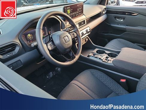 New 2026 Honda Pilot Sport image 3