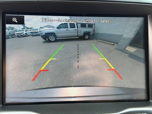 Used 2015 Ford Explorer XLT w/ Equipment Group 202B AWD/4WD image 19