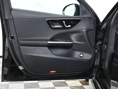 Certified 2025 Mercedes-Benz C 300 4MATIC Sedan image 27