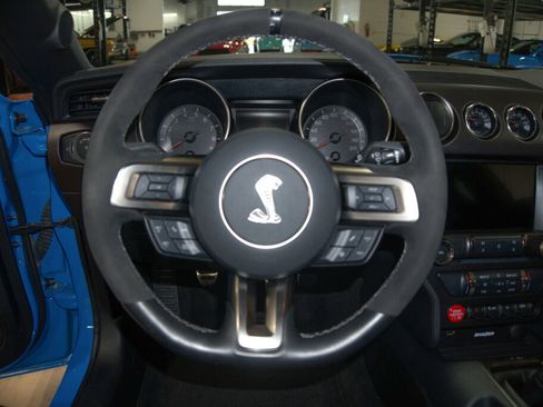 Used 2017 Ford Mustang Shelby GT350 w/ Electronics Package image 37