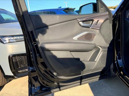 New 2026 Acura RDX SH-AWD image 10