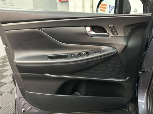 Used 2022 Hyundai Santa Fe Limited AWD/4WD image 17