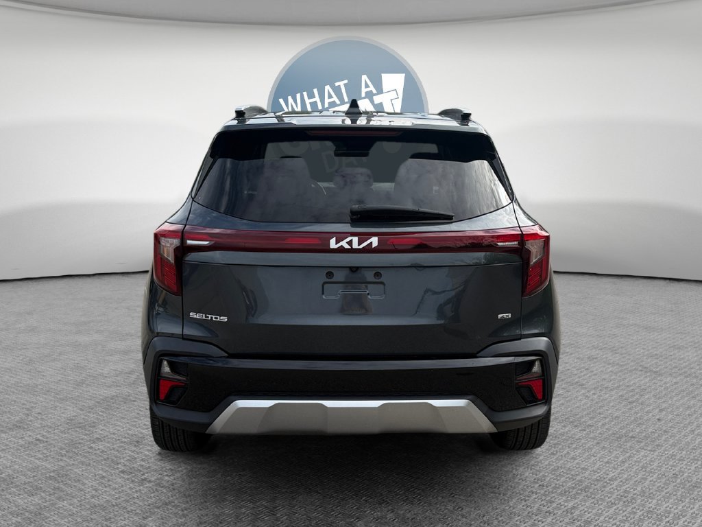 Used 2024 Kia Seltos S AWD/4WD image 5