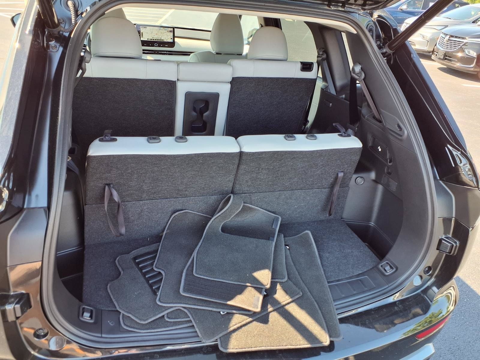 Used 2025 Mitsubishi Outlander SE FWD image 26