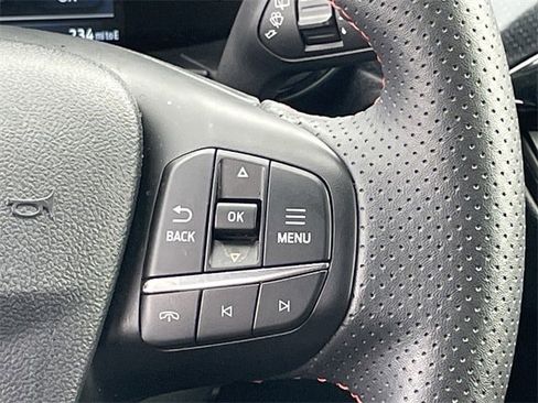 Used 2025 Ford Escape ST-Line image 14