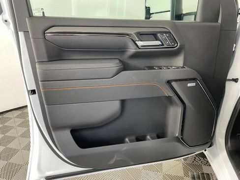 New 2026 GMC Sierra 3500 AT4 w/ AT4 Premium Plus Package AWD/4WD image 12