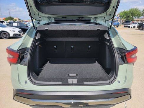 New 2026 Chevrolet Trax ACTIV w/ Sunroof Package FWD image 13