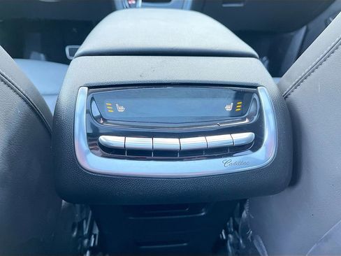 Used 2024 Cadillac XT6 Sport AWD/4WD image 28