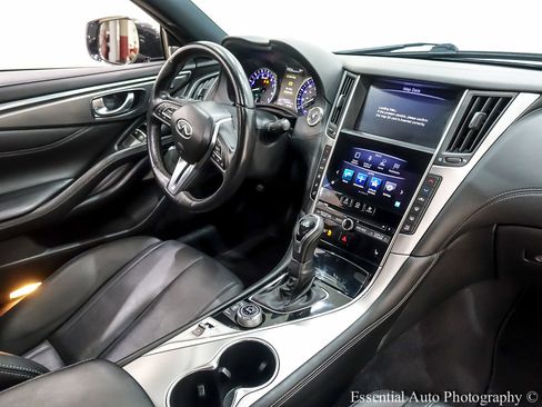 Used 2017 INFINITI Q60 3.0t w/ Premium Plus Package 3.0T image 27