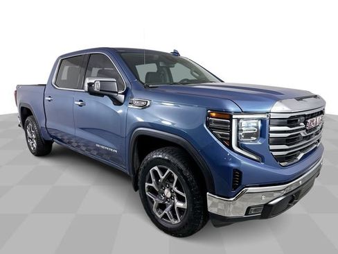 Used 2024 GMC Sierra 1500 SLT w/ SLT Premium Plus Package AWD/4WD image 2