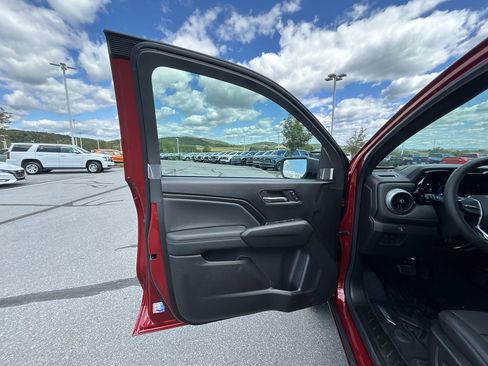 New 2026 Chevrolet Colorado LT w/ LT Convenience Package AWD/4WD image 21