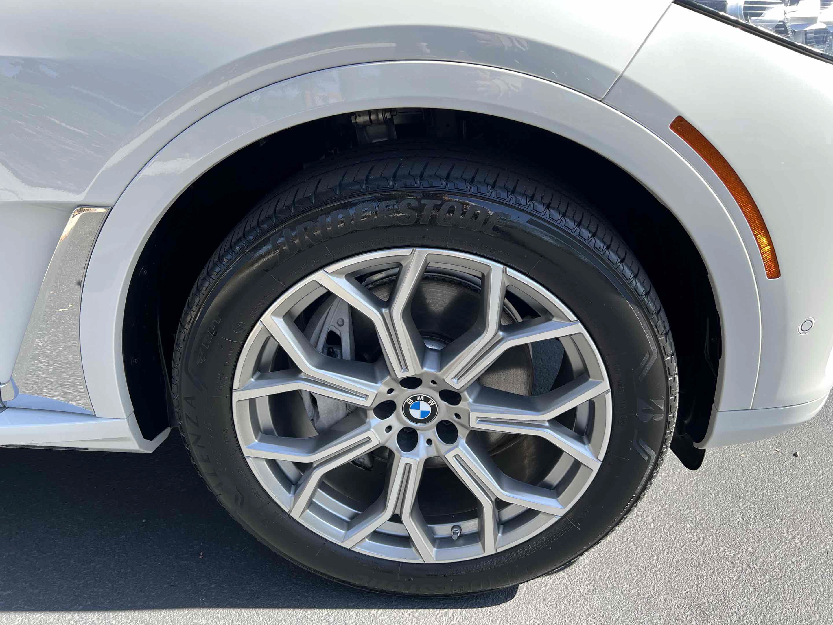 Used 2020 BMW X7 xDrive40i w/ Premium Package AWD/4WD image 93